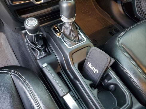 Certified 2019 Jeep Wrangler Unlimited Sahara w/ Quick Order Package 24M Moab image 24