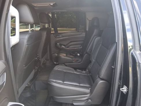 Used 2019 GMC Yukon XL SLT w/ Graphite Performance Edition AWD/4WD image 20