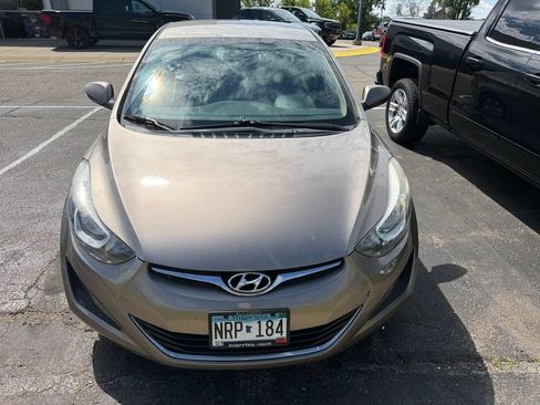 Used 2016 Hyundai Elantra SE FWD image 9