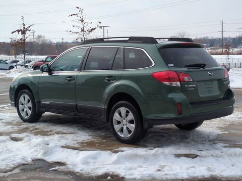Used 2012 Subaru Outback 2.5i Premium w/ Popular Pkg 1B image 5