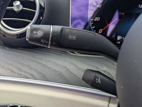 Used 2023 Mercedes-Benz E 350 4MATIC Sedan image 11