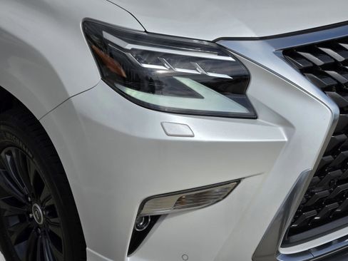 Certified 2023 Lexus GX 460 Luxury w/ Sport Design Package AWD/4WD image 44