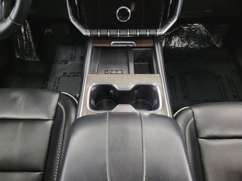 Used 2024 GMC Acadia Denali w/ Super Cruise Package AWD/4WD image 16