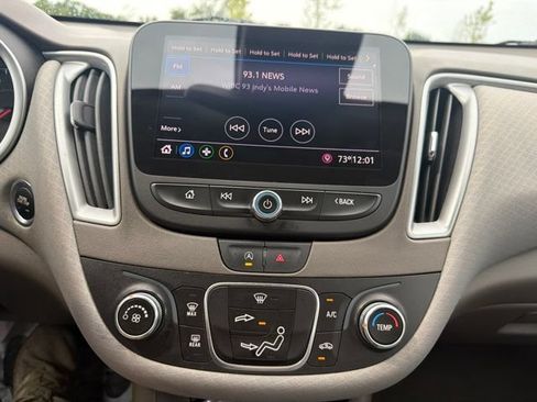 Used 2020 Chevrolet Malibu LS w/ Driver Confidence Package II FWD image 24