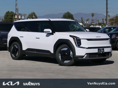 New 2026 Kia EV9 Light image 1