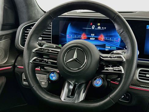 Used 2025 Mercedes-Benz GLE 53 AMG 4MATIC w/ 3rd Row Seat Package image 8