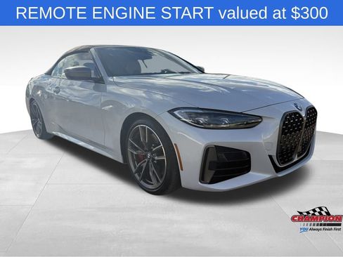 Used 2021 BMW M440i Convertible w/ Premium Package image 11