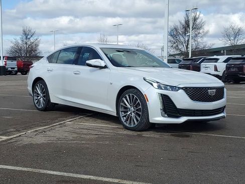 Certified 2023 Cadillac CT5 Luxury image 2