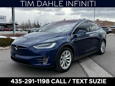 Used 2018 Tesla Model X 75D image 5