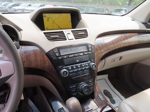Used 2010 Acura MDX w/ Technology Package AWD/4WD image 25