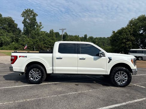 Used 2023 Ford F150 Lariat w/ Equipment Group 502A High AWD/4WD image 2