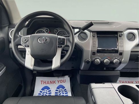 Used 2017 Toyota Tundra SR5 AWD/4WD image 68