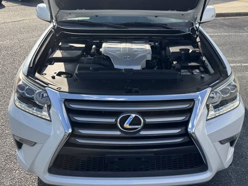 Used 2016 Lexus GX 460 w/ Comfort Package AWD/4WD image 21