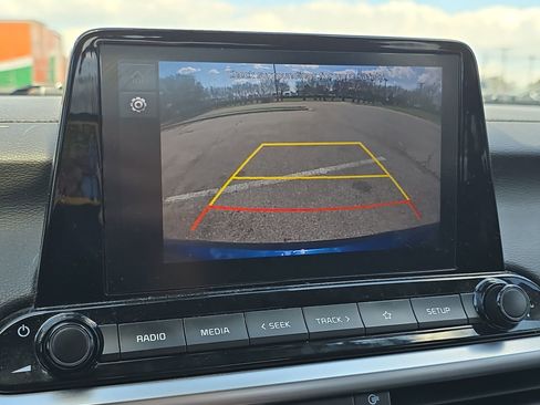 Used 2023 Kia Forte LXS image 16