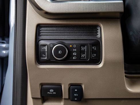 Used 2026 Ford F450 Platinum w/ Platinum Plus Package image 22