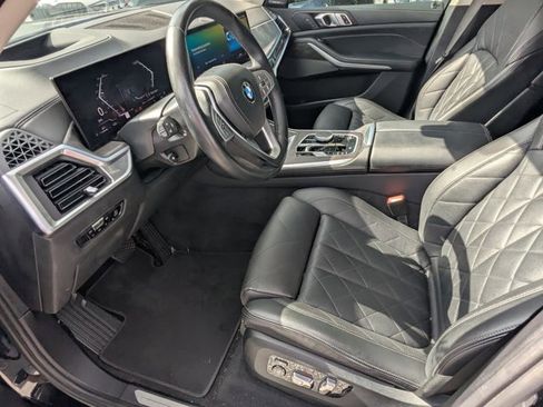 Used 2023 BMW X7 xDrive40i w/ Premium Package AWD/4WD image 12