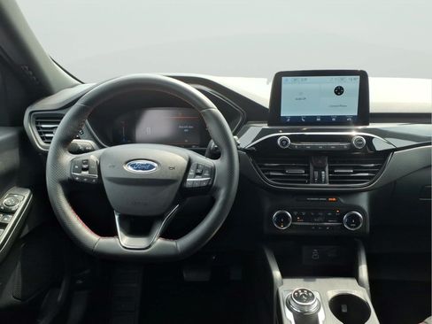 Used 2025 Ford Escape ST-Line Select AWD/4WD image 10