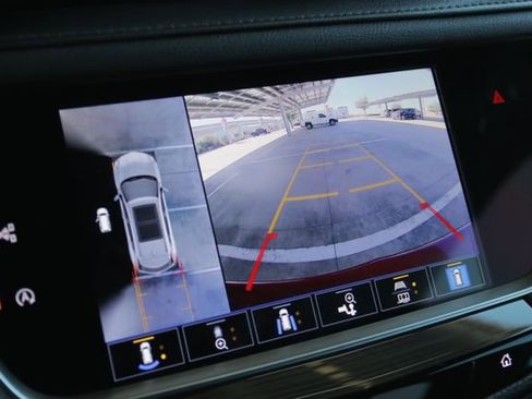 Used 2022 Cadillac XT5 Premium Luxury w/ Technology Package image 21