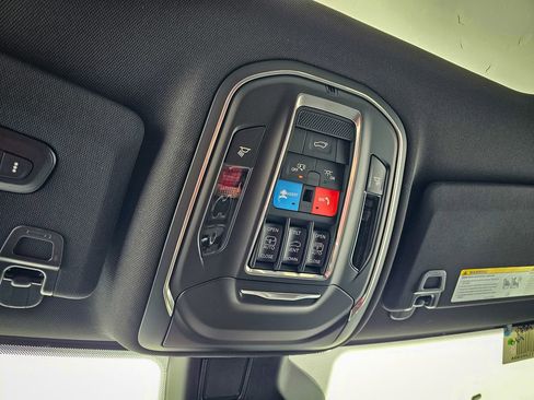 New 2026 Jeep Grand Cherokee Limited image 31