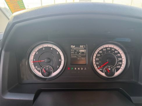 Used 2024 RAM 1500 Classic SLT image 22