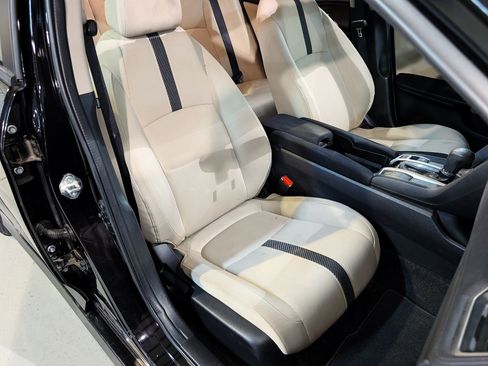 Used 2016 Honda Civic EX image 28