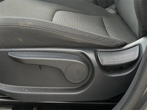 Used 2024 Kia Sportage LX image 25