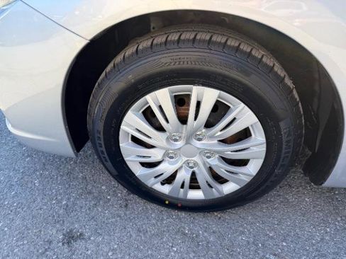 Used 2013 Honda Civic LX image 11