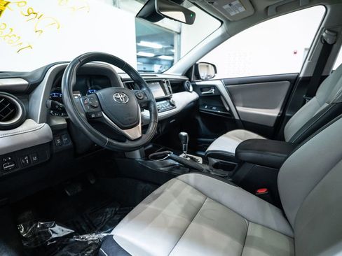 Used 2016 Toyota RAV4 Limited w/ Advanced Technology Package AWD/4WD image 4