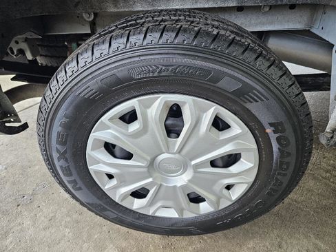 Used 2024 Ford Transit 350 XLT image 10