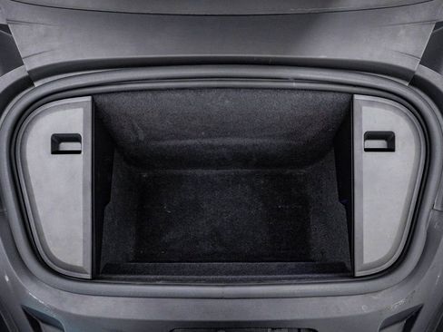 Used 2021 Porsche Taycan Turbo S image 27