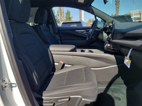 New 2026 Chevrolet Blazer EV LT image 16