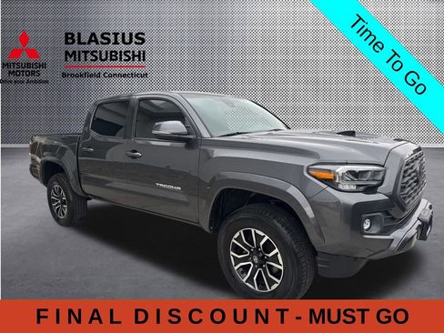 Used 2021 Toyota Tacoma TRD Sport w/ Technology Package AWD/4WD image 1