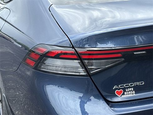 New 2025 Honda Accord SE image 11