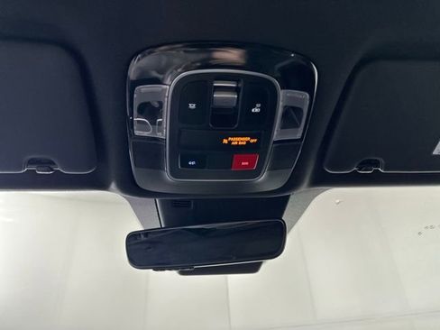 Used 2022 Hyundai Santa Cruz Limited image 24