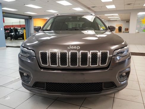 Used 2019 Jeep Cherokee Latitude Plus image 17