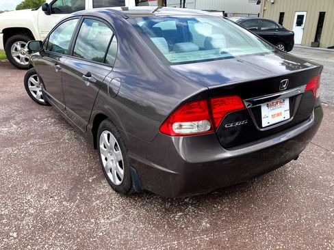 Used 2010 Honda Civic LX image 6