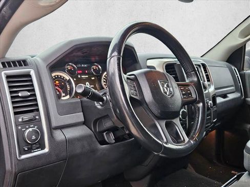 Used 2014 RAM 1500 Big Horn image 9