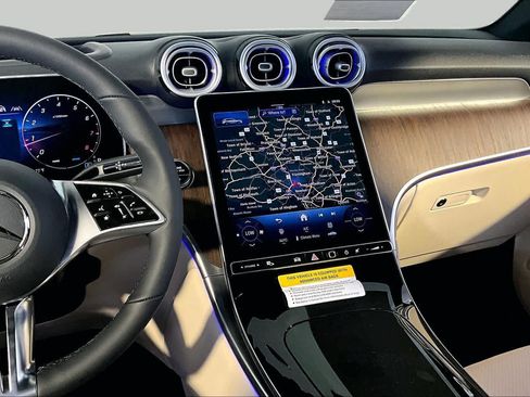 New 2026 Mercedes-Benz GLC 300 4MATIC image 8