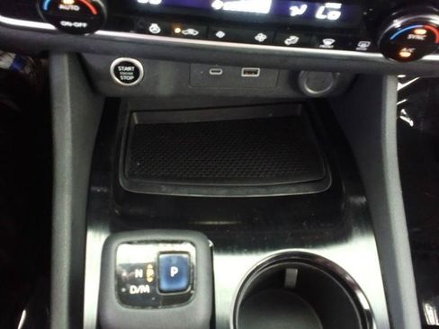 Used 2021 Nissan Rogue SV w/ Premium Package FWD image 12