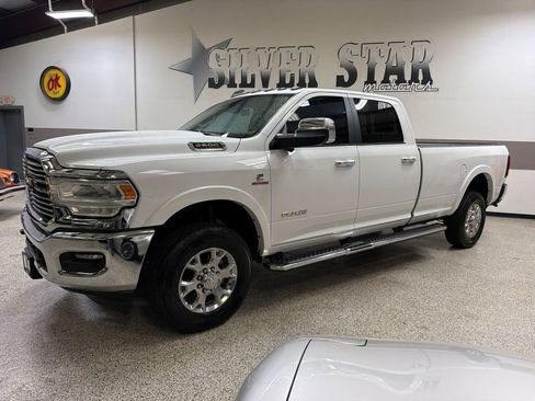 Used 2022 RAM 2500 Laramie AWD/4WD image 2