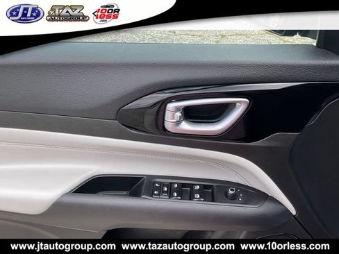 Used 2025 Jeep Compass Limited AWD/4WD image 12