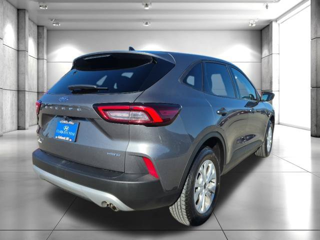 Used 2025 Ford Escape Active AWD/4WD image 5