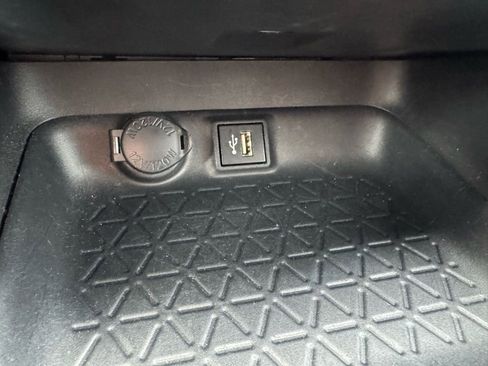 Used 2024 Toyota RAV4 XLE image 13