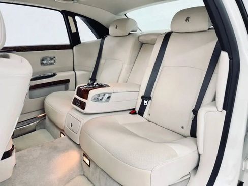 Used 2012 Rolls-Royce Ghost Extended Wheelbase image 6