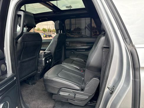Used 2020 Ford Expedition Max Limited RWD image 17