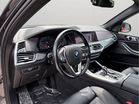 Used 2019 BMW X5 xDrive50i w/ Parking Assistance Package AWD/4WD image 6