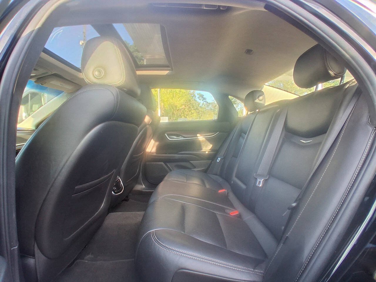 Used 2019 Cadillac XTS Luxury FWD image 14