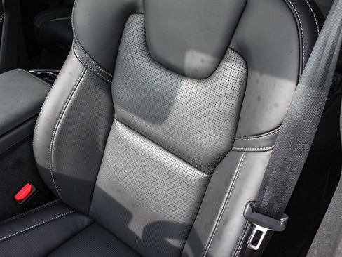 New 2026 Volvo XC60 B5 Ultra w/ Climate Package PRO image 27