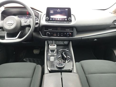 Used 2023 Nissan Rogue S image 14