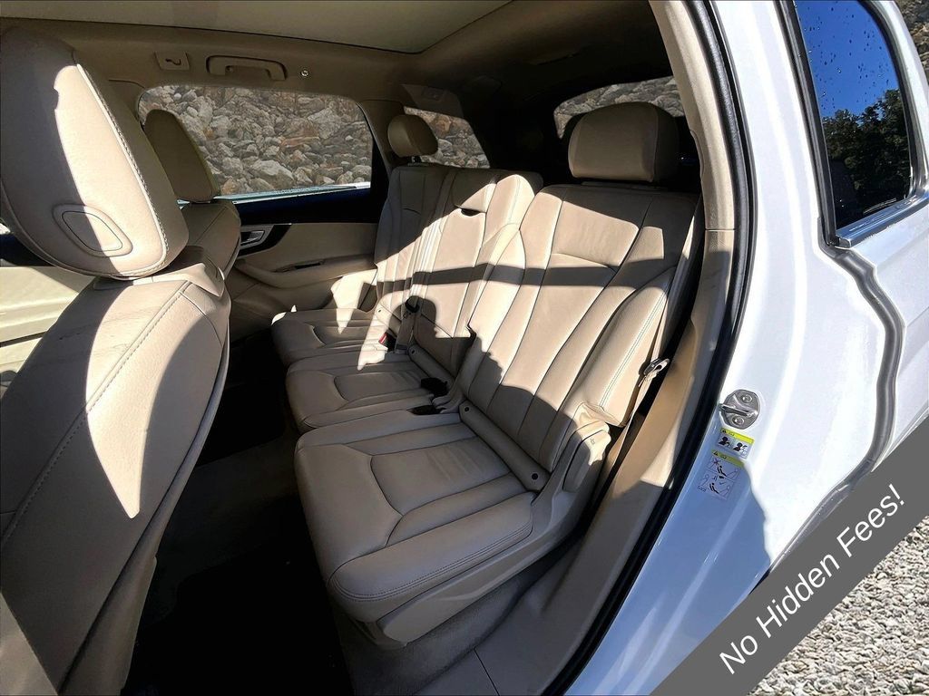 Used 2019 Audi Q7 2.0T Premium Plus AWD/4WD image 21